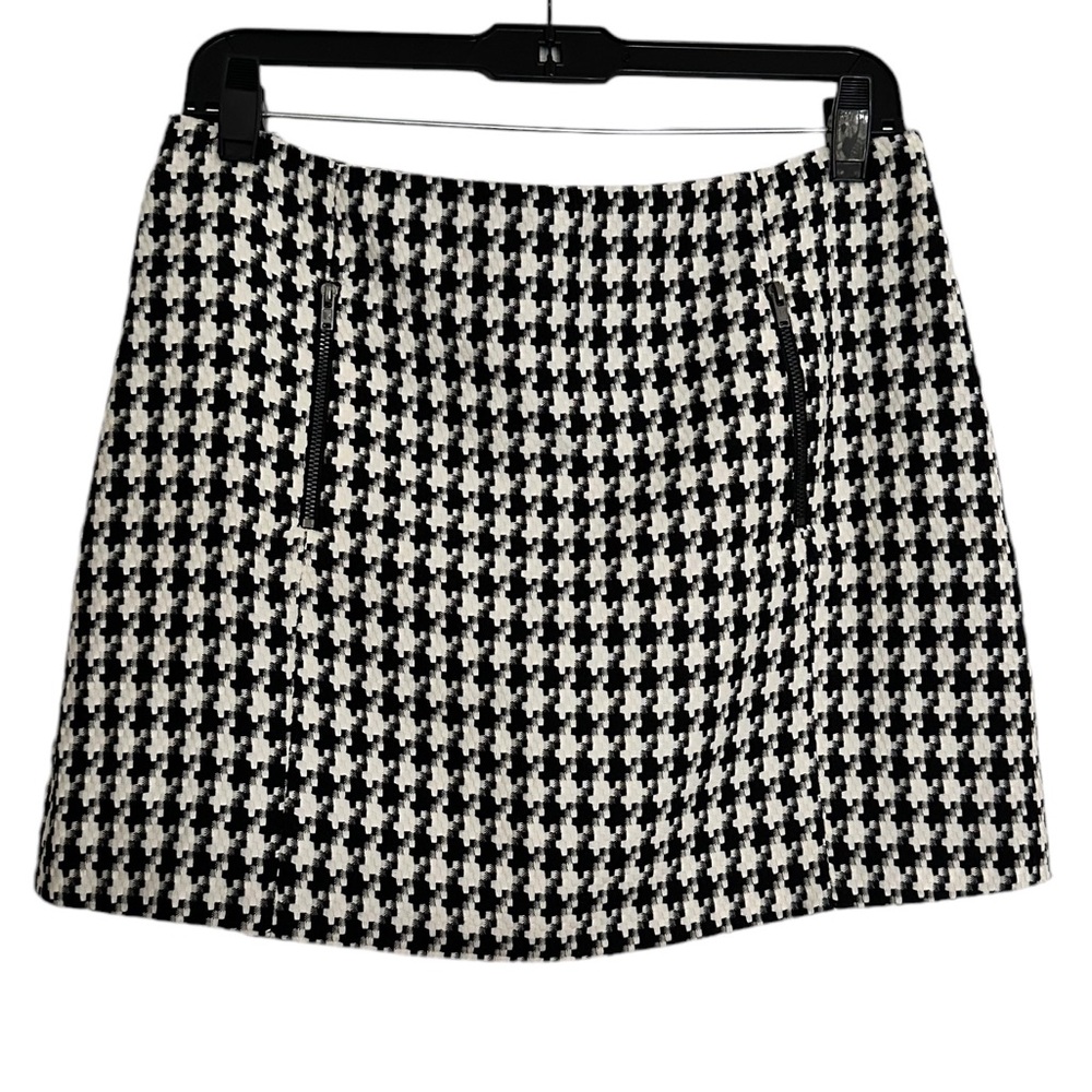 Black And White Houndstooth Mini Skirt